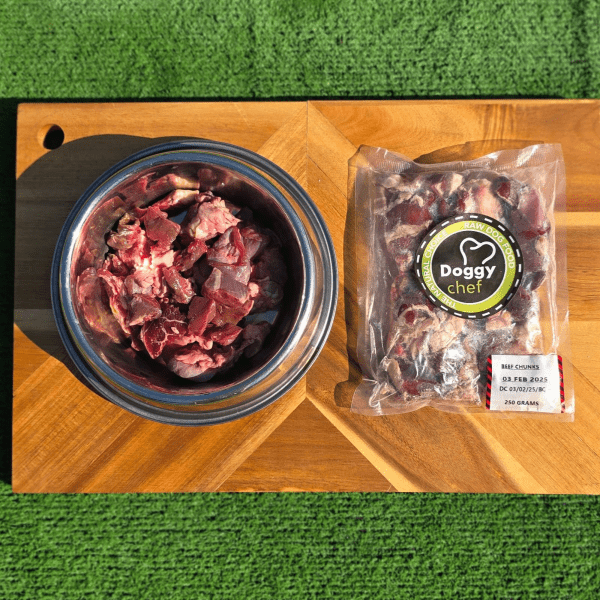 (CHUNKS) Beef Raw Meat and Offal Food for Cats and Dogs (High Protein), 500gr